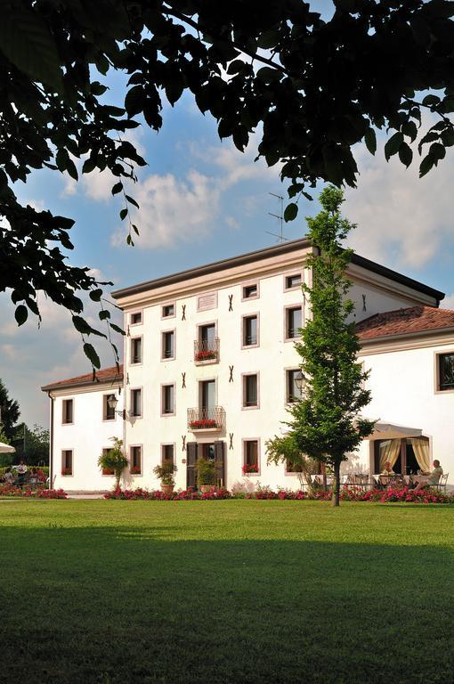 Hotel Villa Dei Carpini Oderzo Ngoại thất bức ảnh