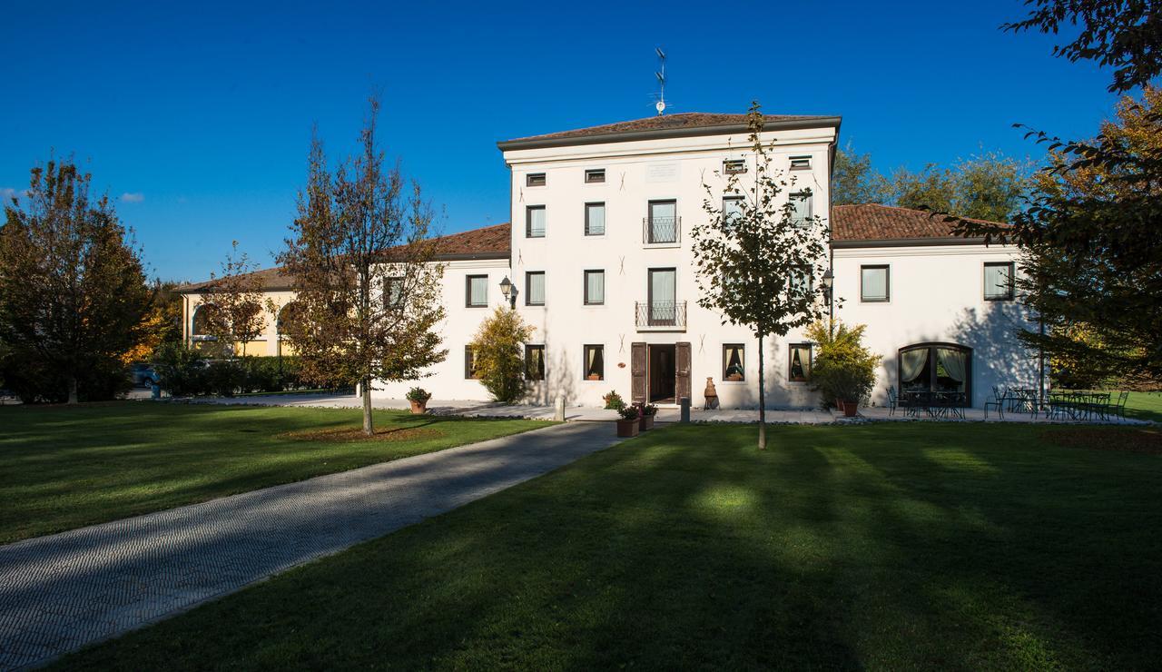 Hotel Villa Dei Carpini Oderzo Ngoại thất bức ảnh